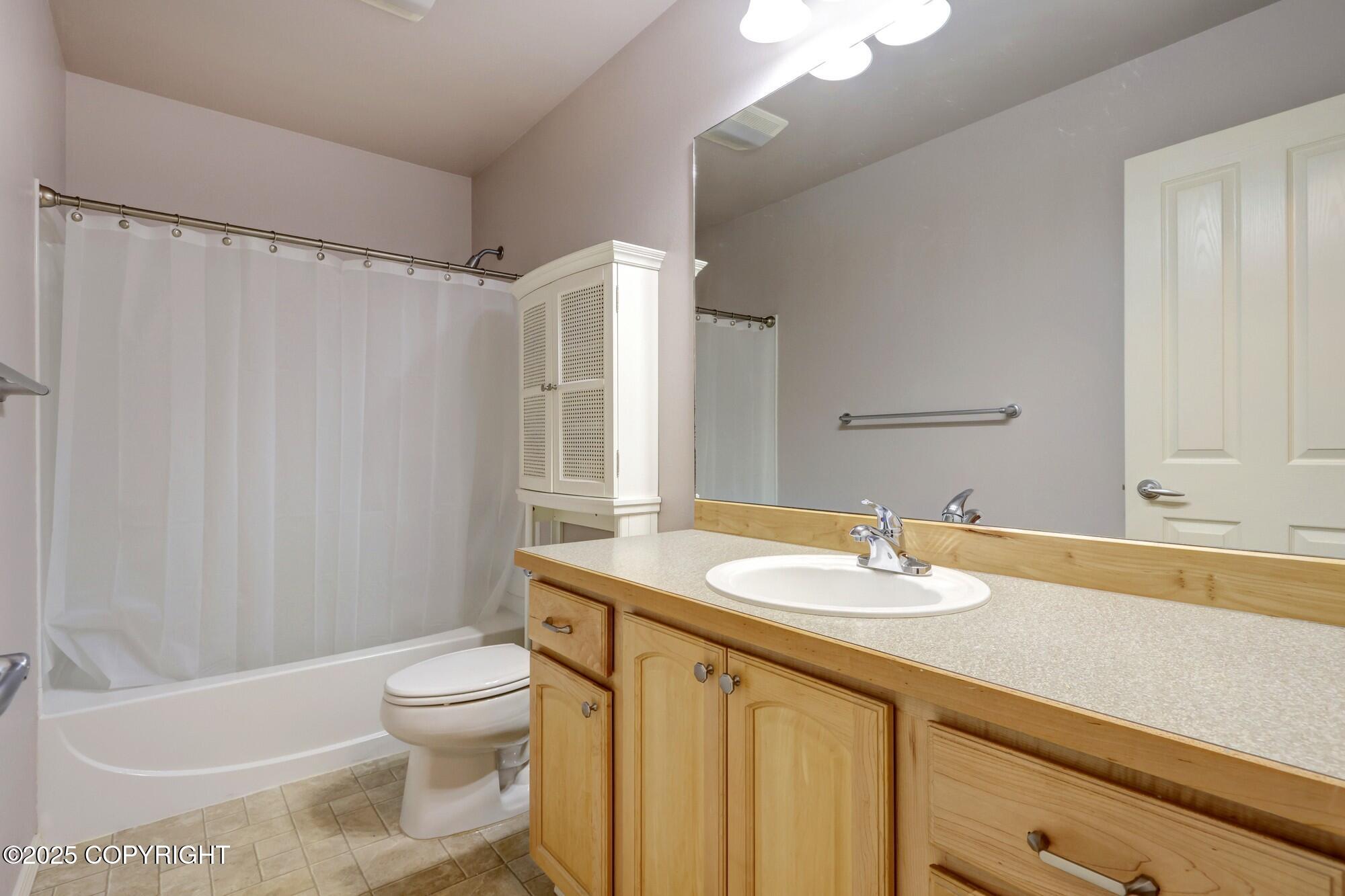 5893 Kenai Fjords Loop, Anchorage, Alaska image 37