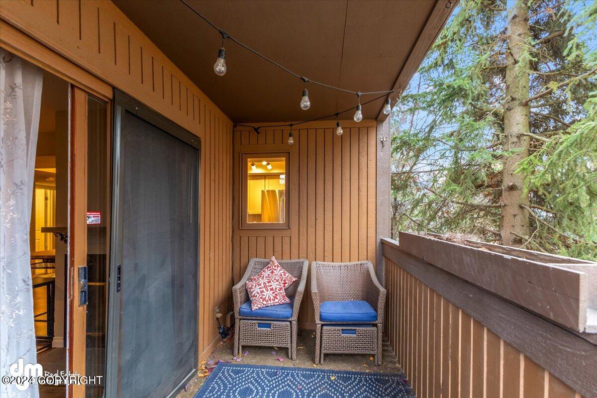 Anchorage, Alaska 99518, United States, 2 Bedrooms Bedrooms, ,2 BathroomsBathrooms,Residential,Pending,37545