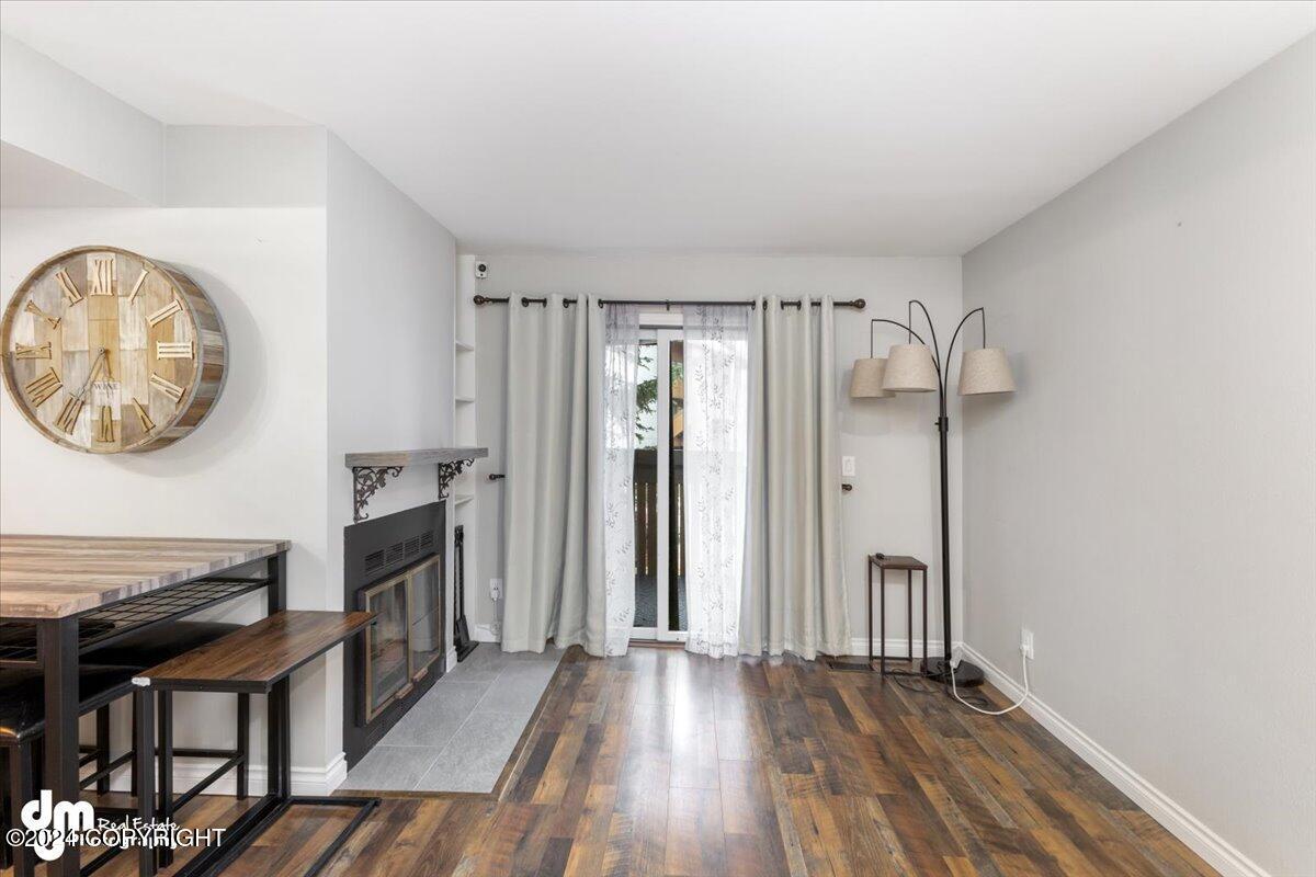 Anchorage, Alaska 99518, United States, 2 Bedrooms Bedrooms, ,2 BathroomsBathrooms,Residential,Pending,37545