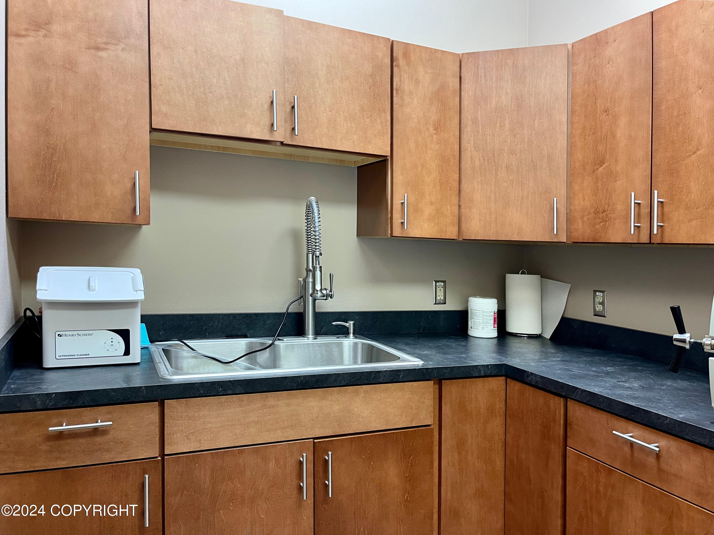 Homer, Alaska 99603, United States, ,Commercial,Active,49968