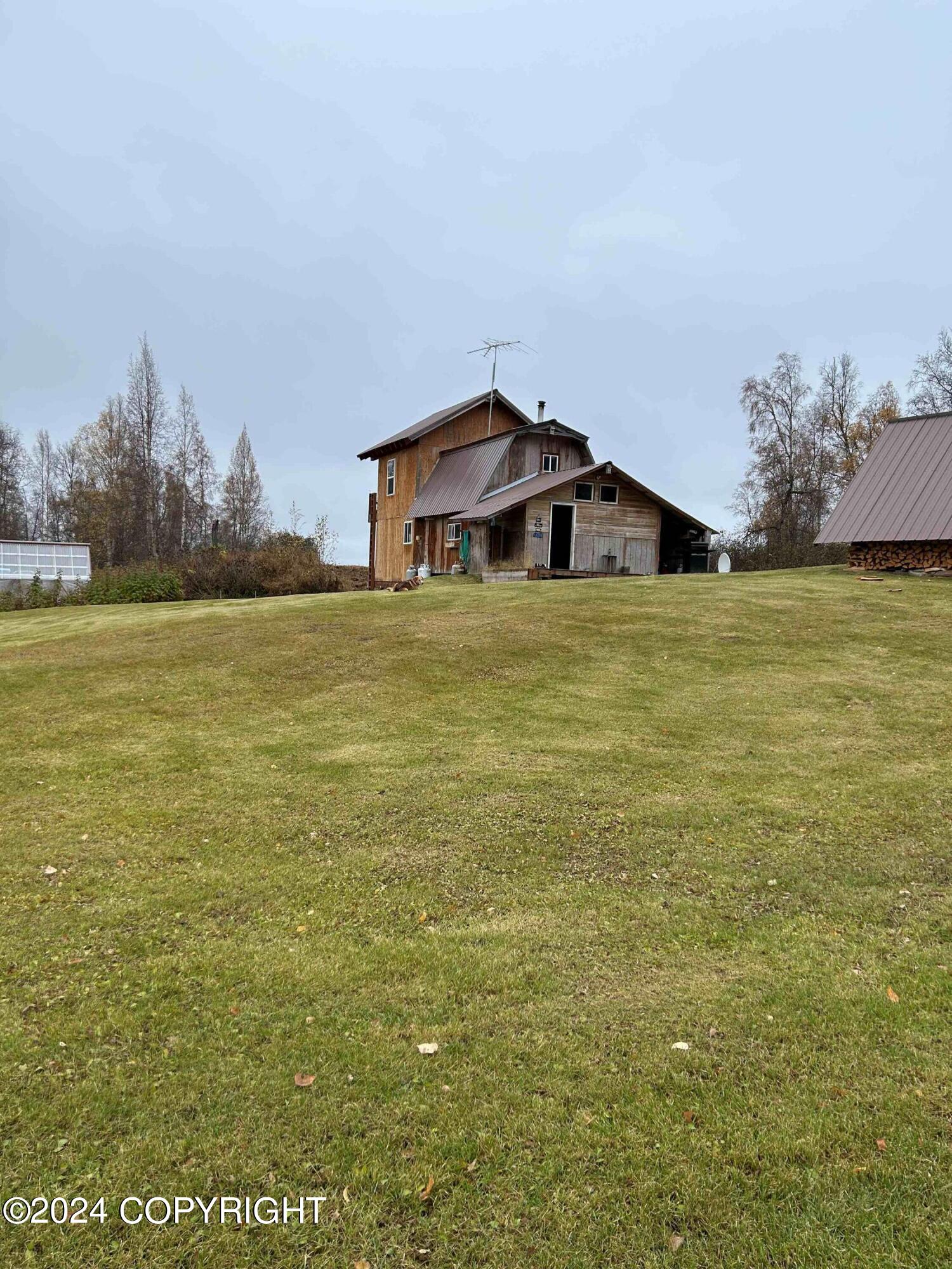 L33 No Road Avenue, Skwentna, Alaska image 2