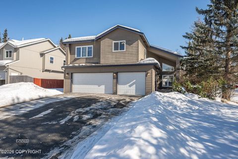 Homes For Sale - 10911 Kaskanak Drive<br/> Eagle River, AK 99577