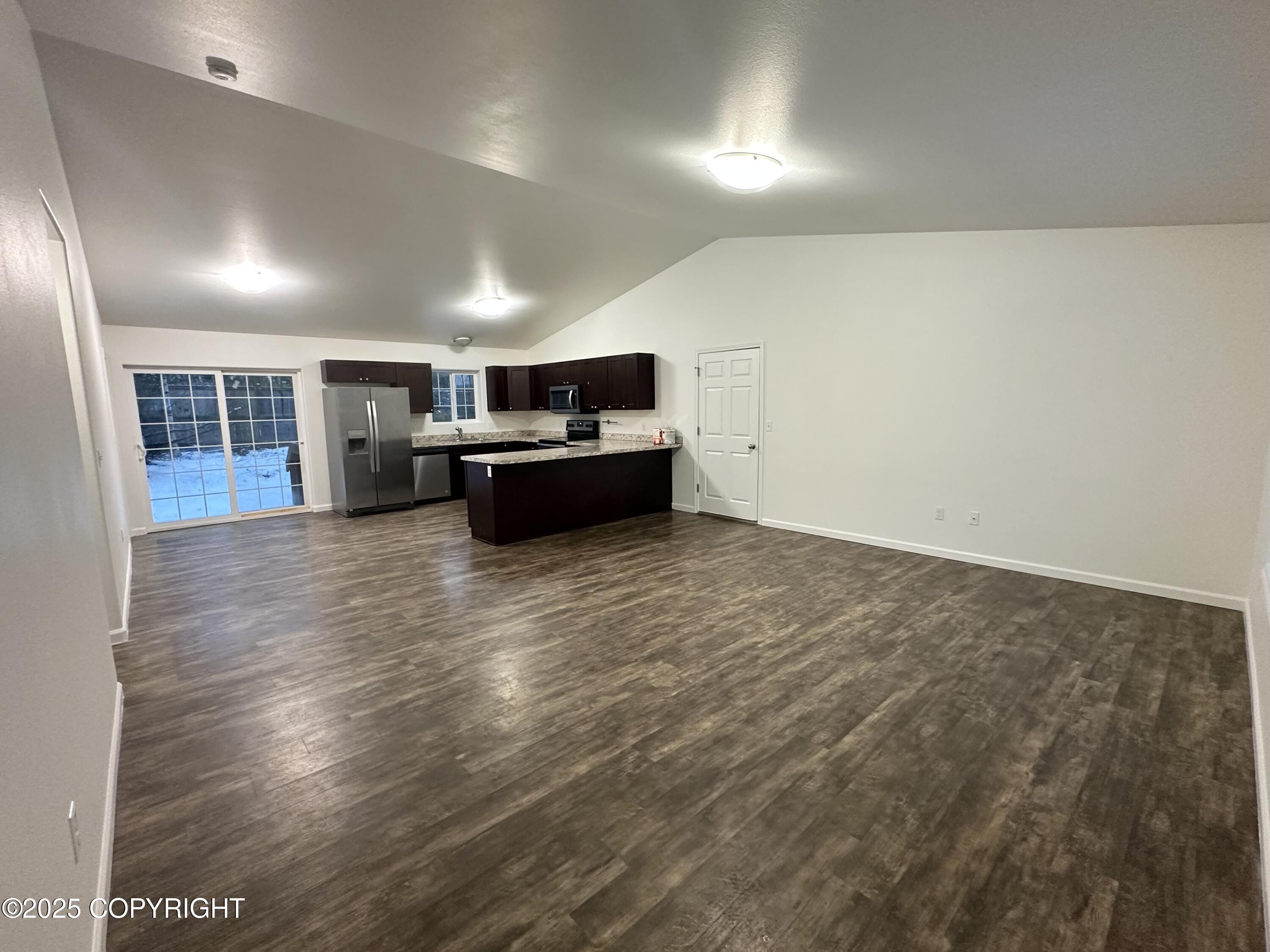 Wasilla, Alaska 99654, United States, 3 Bedrooms Bedrooms, ,2 BathroomsBathrooms,Residential,Pending,103569