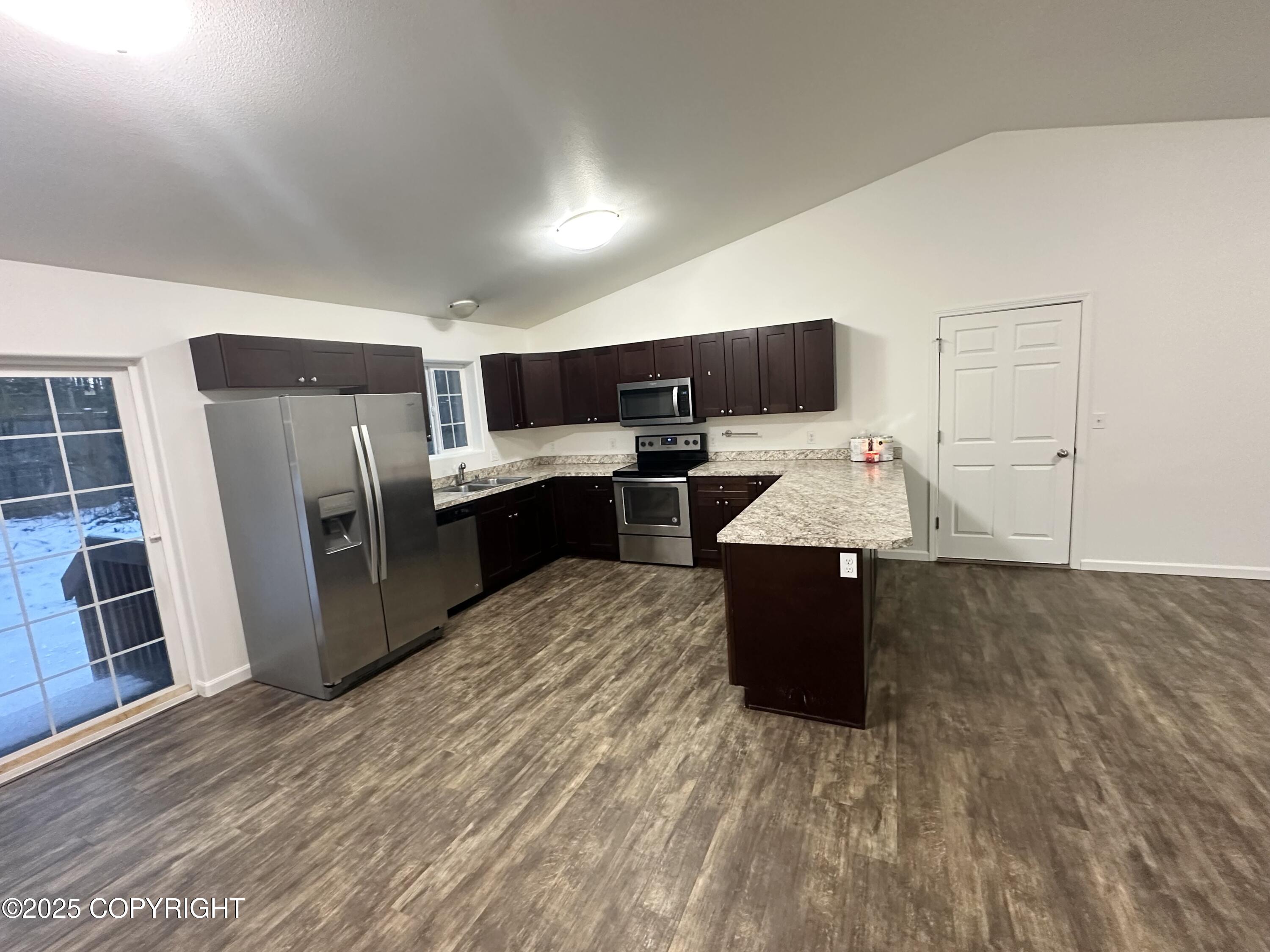 Wasilla, Alaska 99654, United States, 3 Bedrooms Bedrooms, ,2 BathroomsBathrooms,Residential,Pending,103569