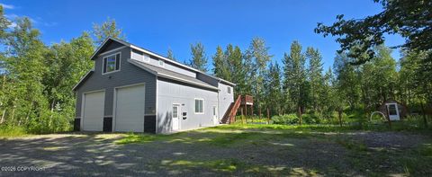 Photo of 836 W Wilder Avenue, Wasilla, AK 99654 (MLS # 26-8333)