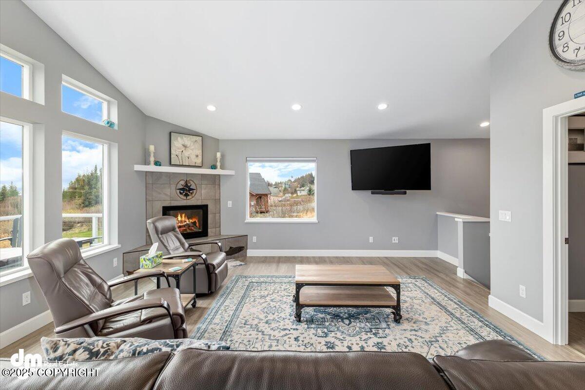885 Soundview Avenue, Homer, Alaska image 13