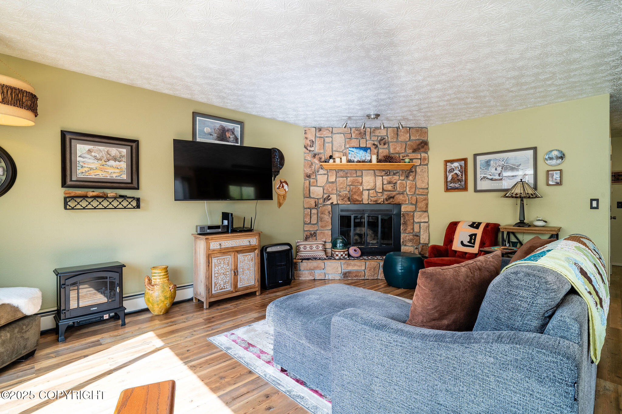 17529 Kantishna Drive, Eagle River, Alaska image 7