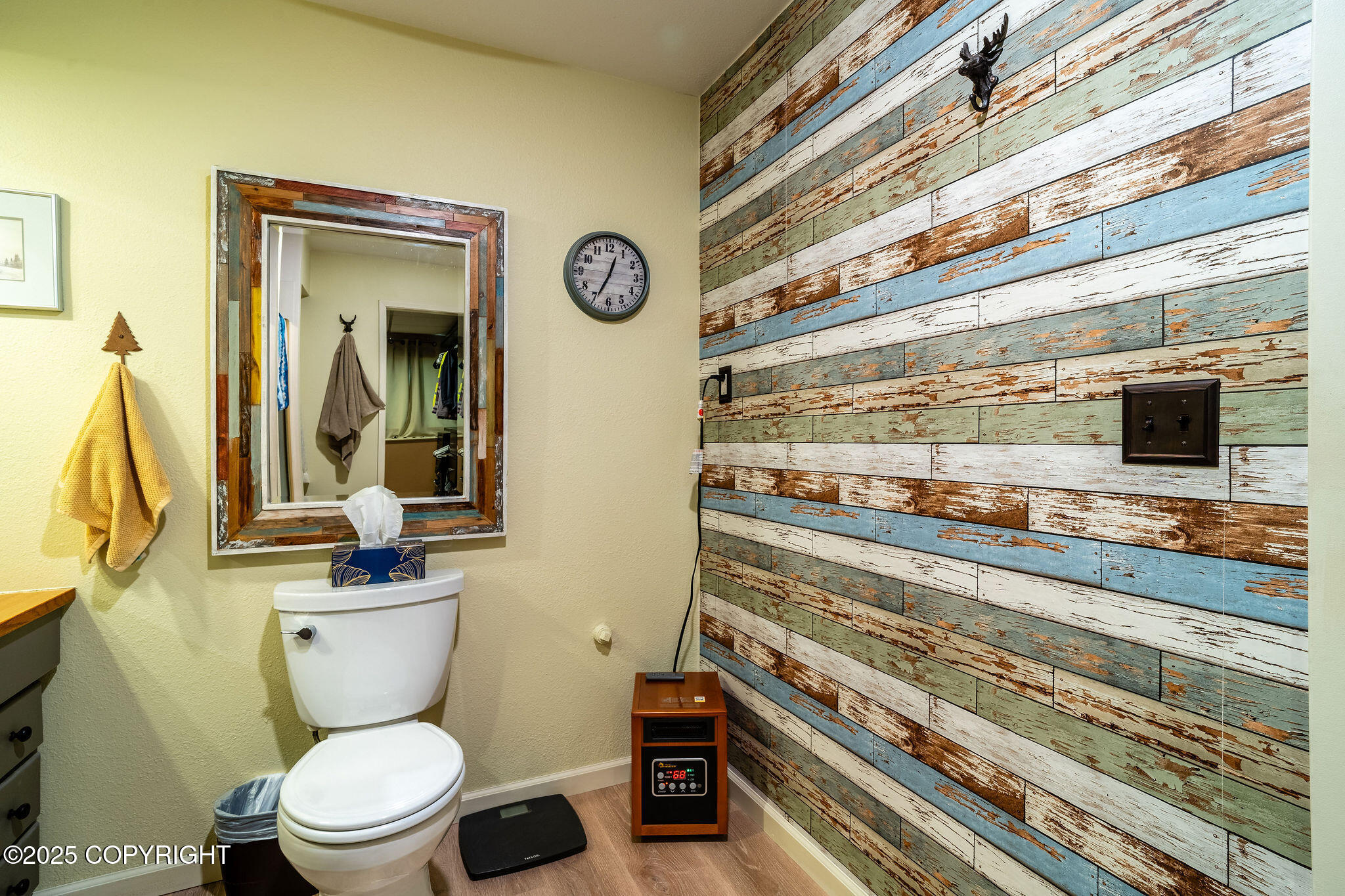17529 Kantishna Drive, Eagle River, Alaska image 13