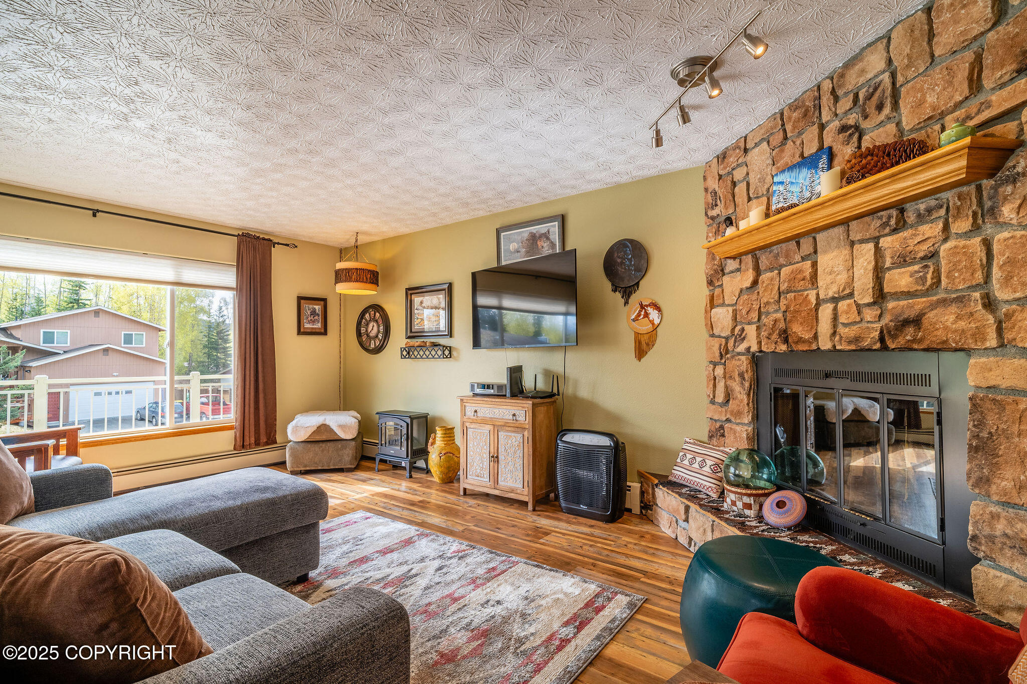17529 Kantishna Drive, Eagle River, Alaska image 6