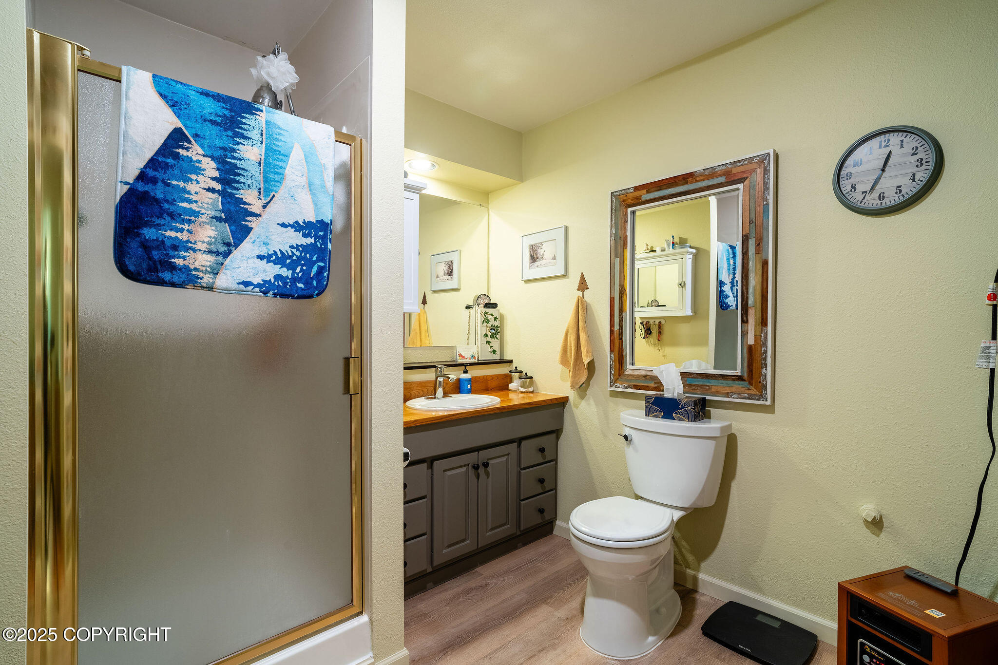 17529 Kantishna Drive, Eagle River, Alaska image 12