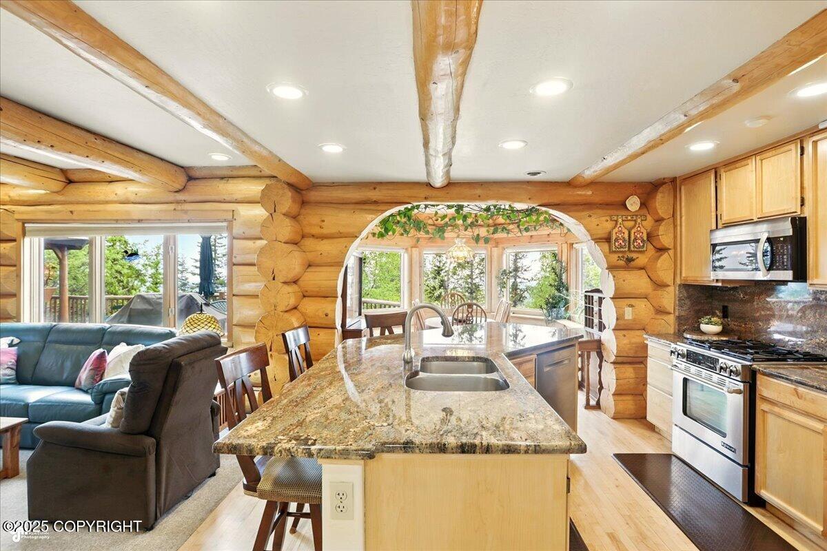 10141 Middlerock Road, Anchorage, Alaska image 10