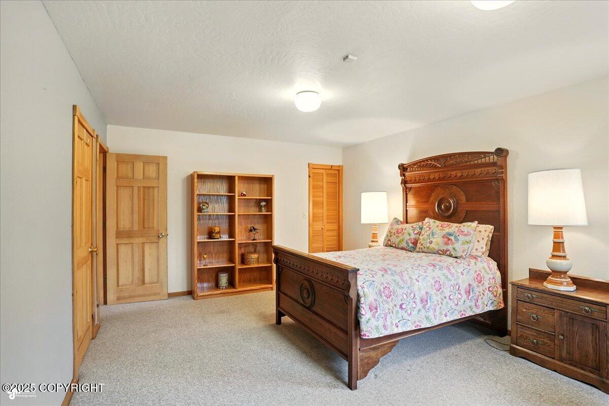 10141 Middlerock Road, Anchorage, Alaska image 34