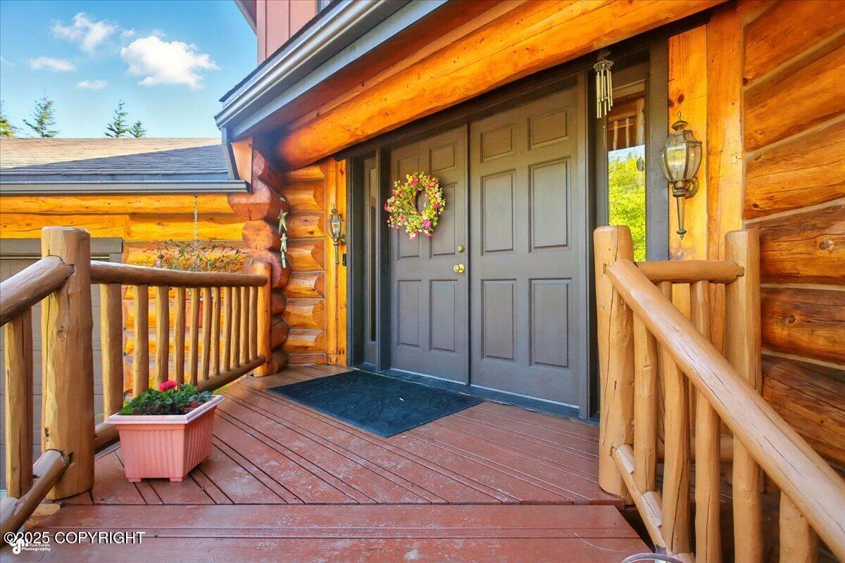10141 Middlerock Road, Anchorage, Alaska image 1