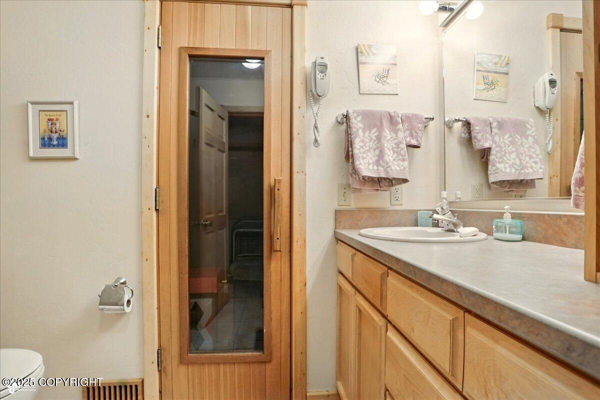 10141 Middlerock Road, Anchorage, Alaska image 41