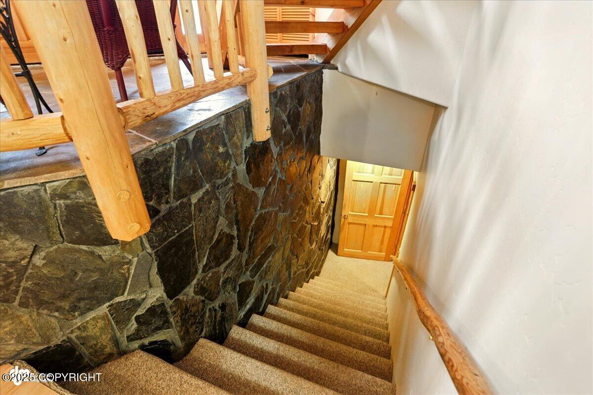 10141 Middlerock Road, Anchorage, Alaska image 37