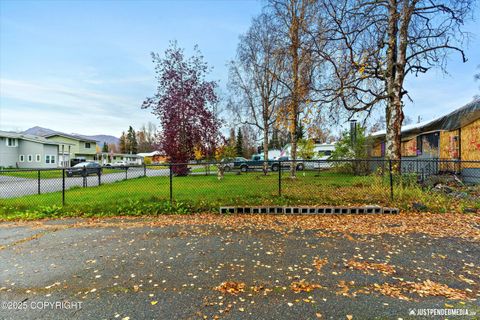 Photo of 1414 Marten Street, Anchorage, AK 99504 (MLS # 25-12939) Photo of 1414 Marten Street, Anchorage, AK 99504 (MLS # 25-12939)