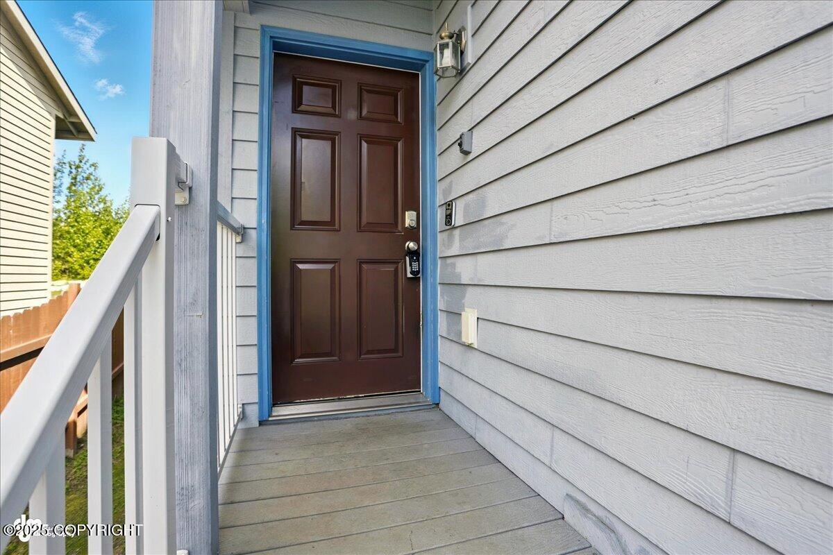 20367 Icefall Drive, Eagle River, Alaska image 9
