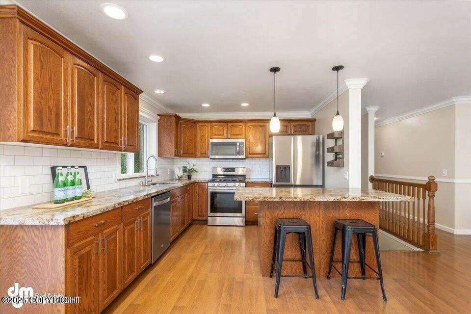 Wasilla, Alaska 99623, United States, 6 Bedrooms Bedrooms, ,3 BathroomsBathrooms,Residential,Pending,2194