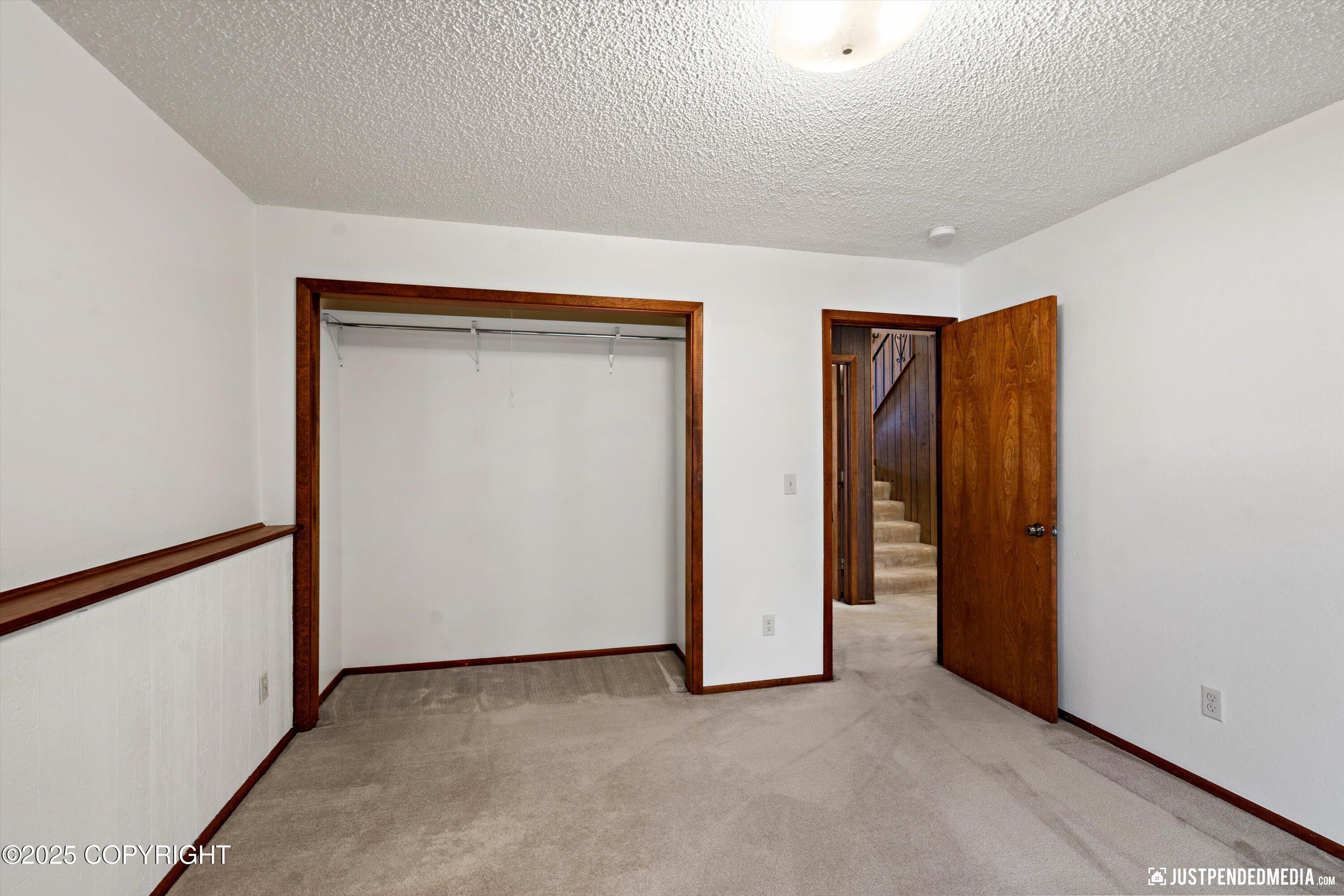 Anchorage, Alaska 99508, United States, 5 Bedrooms Bedrooms, ,2 BathroomsBathrooms,Residential,Active,230273