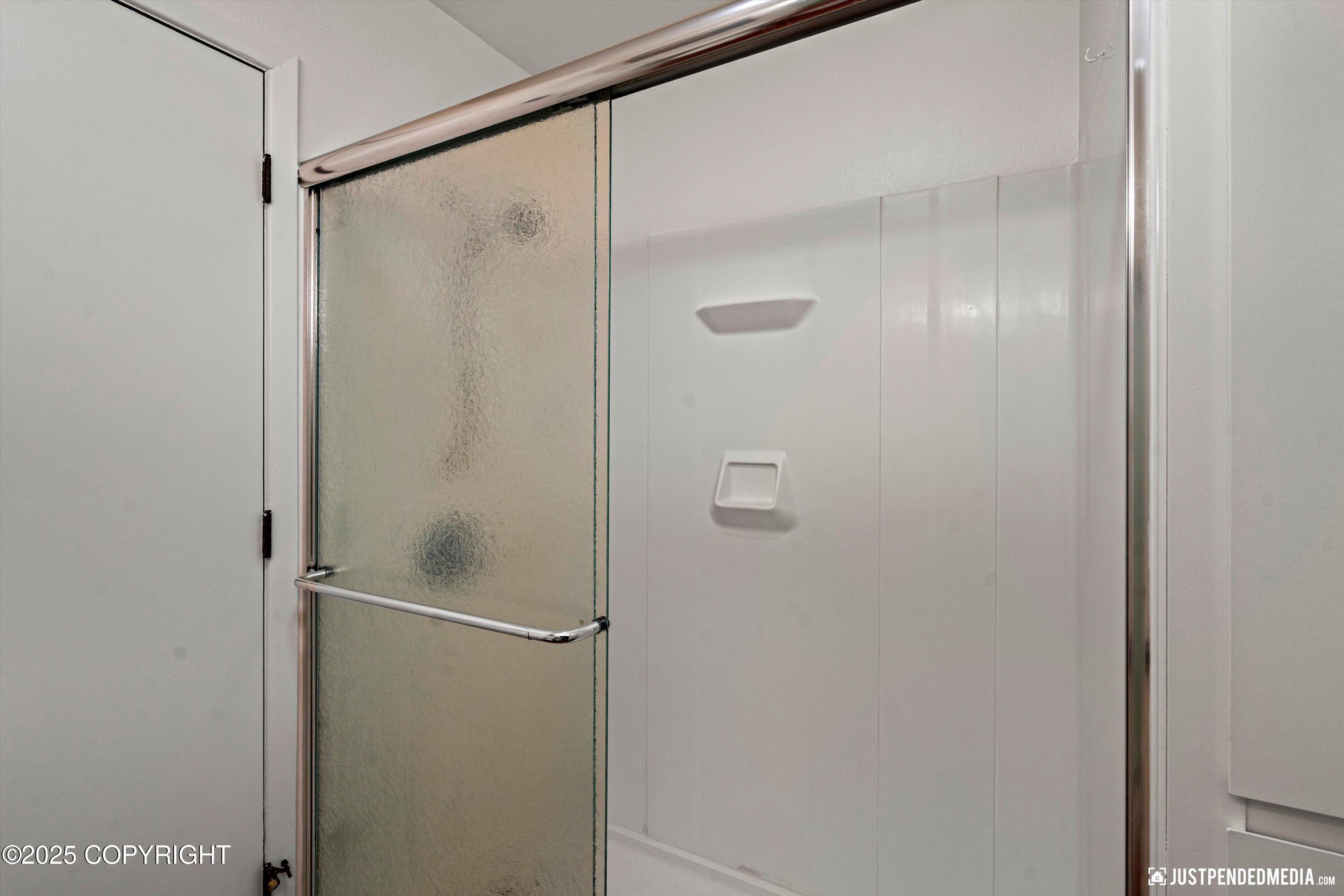 Anchorage, Alaska 99508, United States, 5 Bedrooms Bedrooms, ,2 BathroomsBathrooms,Residential,Active,230273