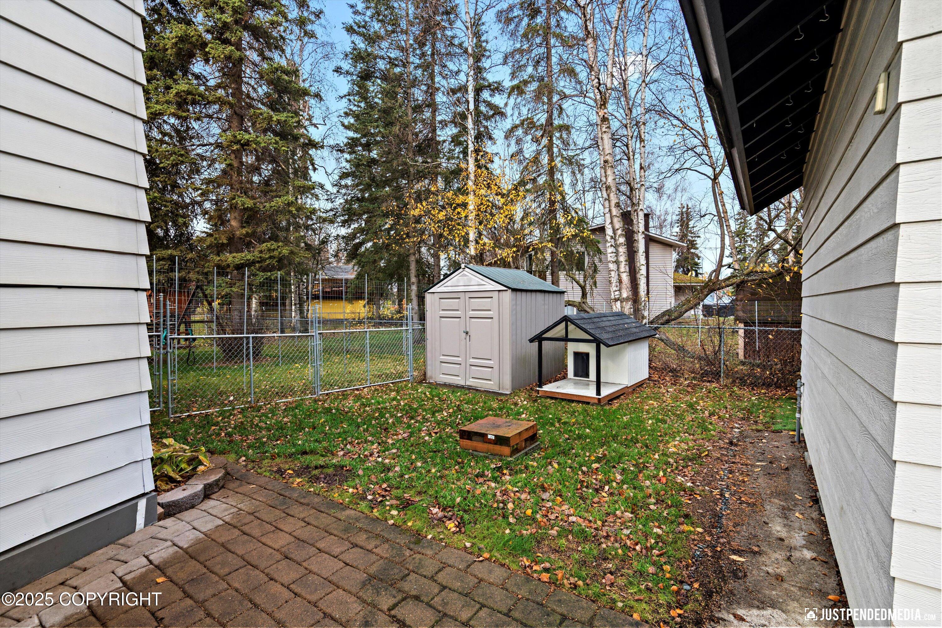 Anchorage, Alaska 99508, United States, 5 Bedrooms Bedrooms, ,2 BathroomsBathrooms,Residential,Active,230273