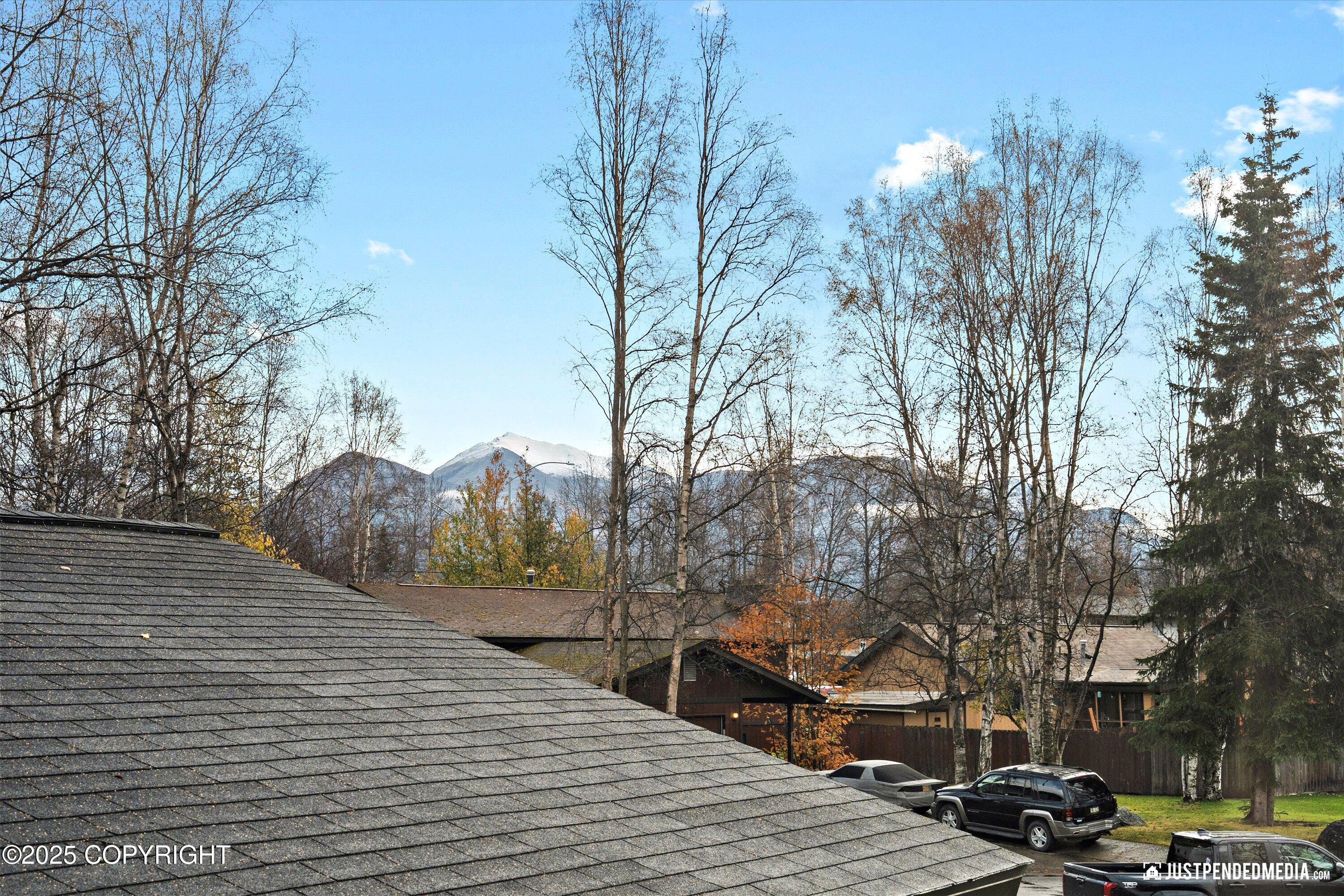 Anchorage, Alaska 99508, United States, 5 Bedrooms Bedrooms, ,2 BathroomsBathrooms,Residential,Active,230273