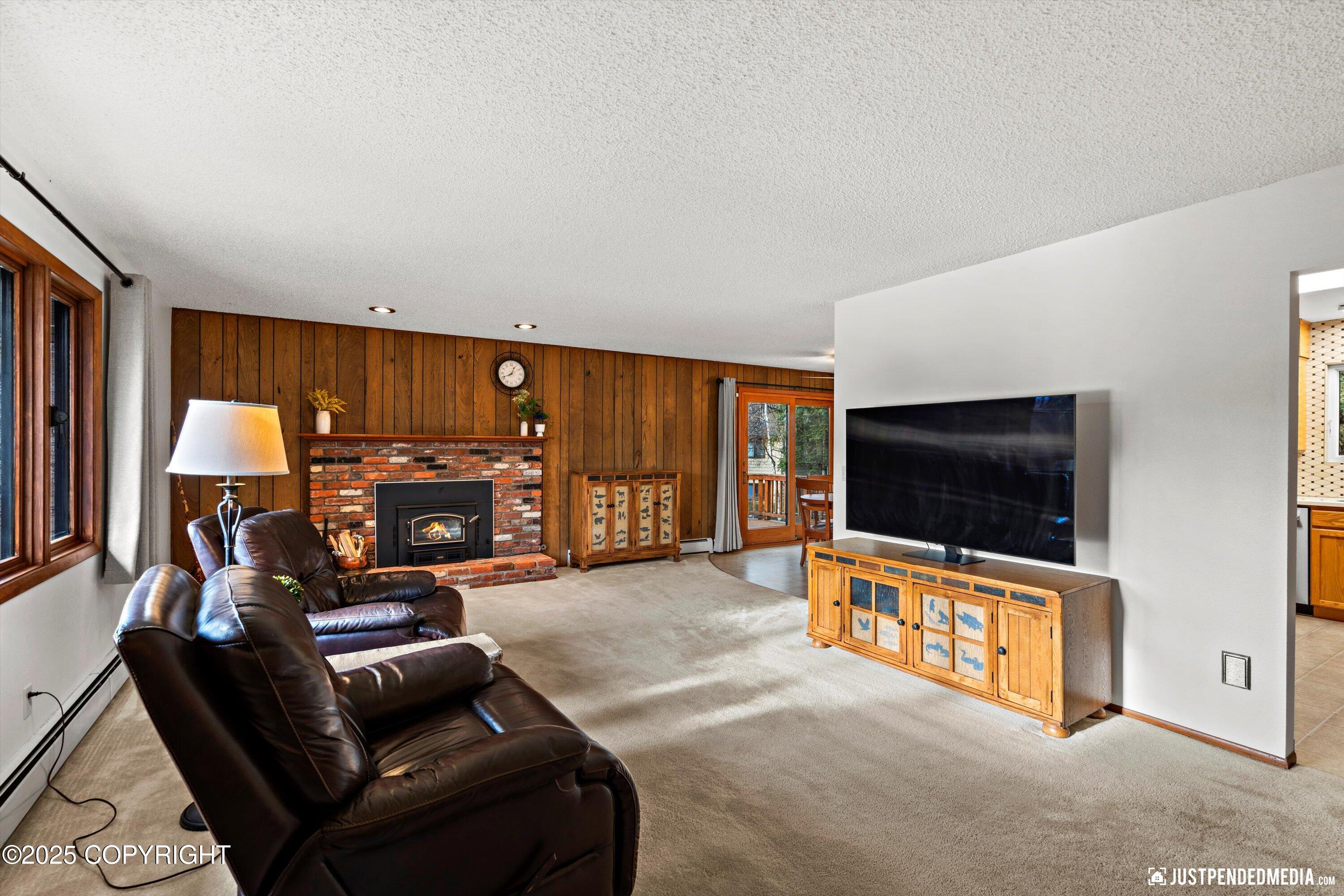 Anchorage, Alaska 99508, United States, 5 Bedrooms Bedrooms, ,2 BathroomsBathrooms,Residential,Active,230273