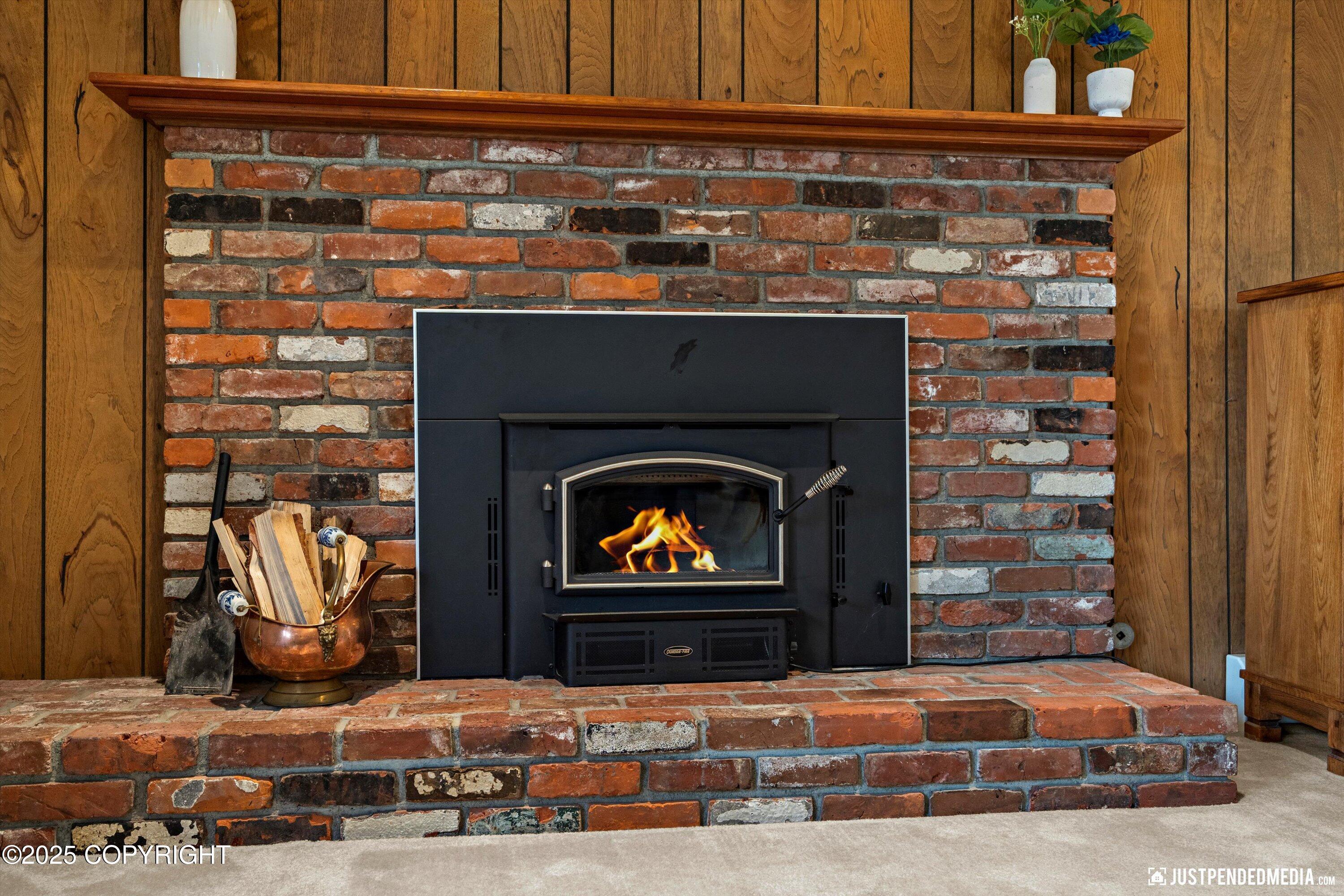 Anchorage, Alaska 99508, United States, 5 Bedrooms Bedrooms, ,2 BathroomsBathrooms,Residential,Active,230273