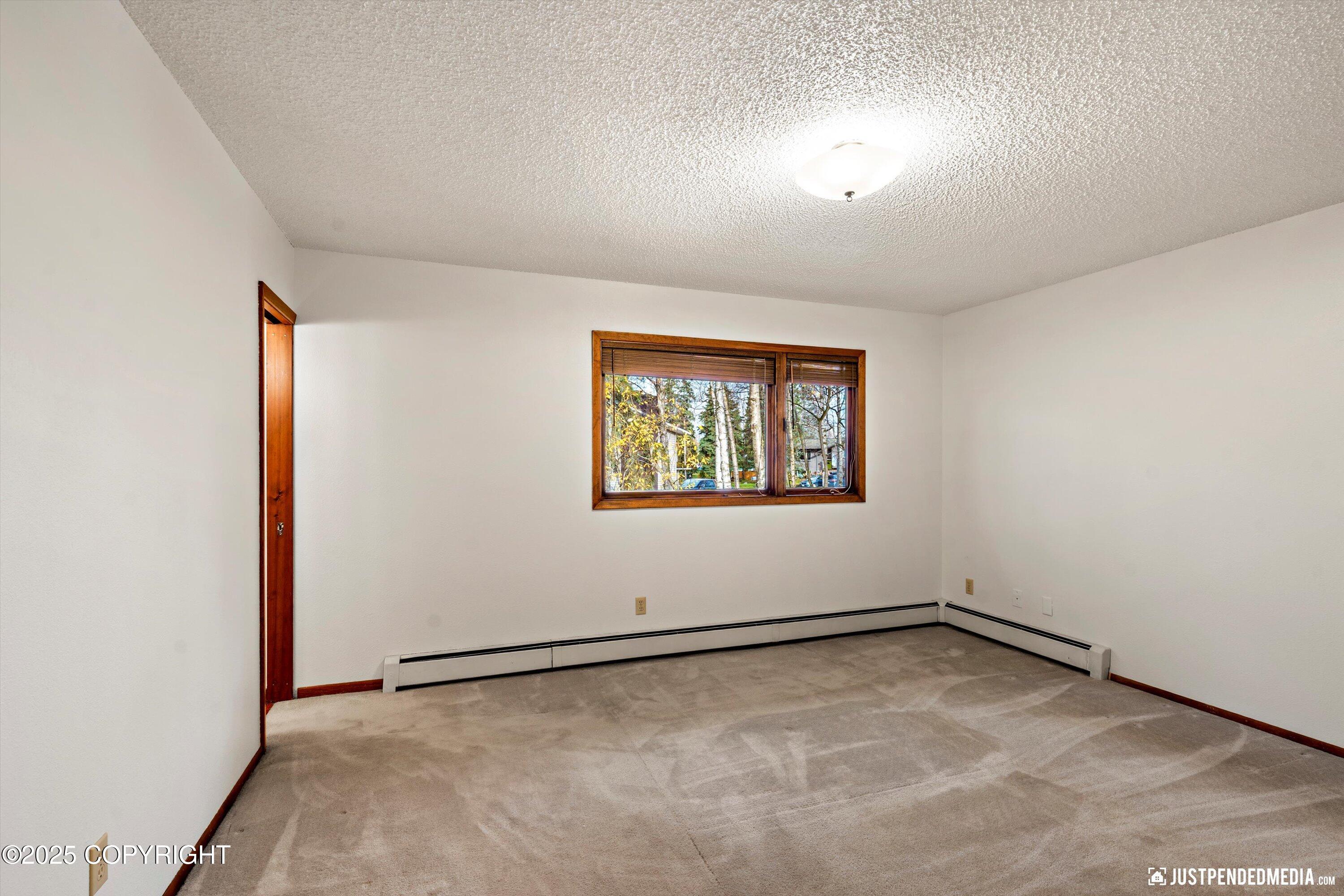 Anchorage, Alaska 99508, United States, 5 Bedrooms Bedrooms, ,2 BathroomsBathrooms,Residential,Active,230273