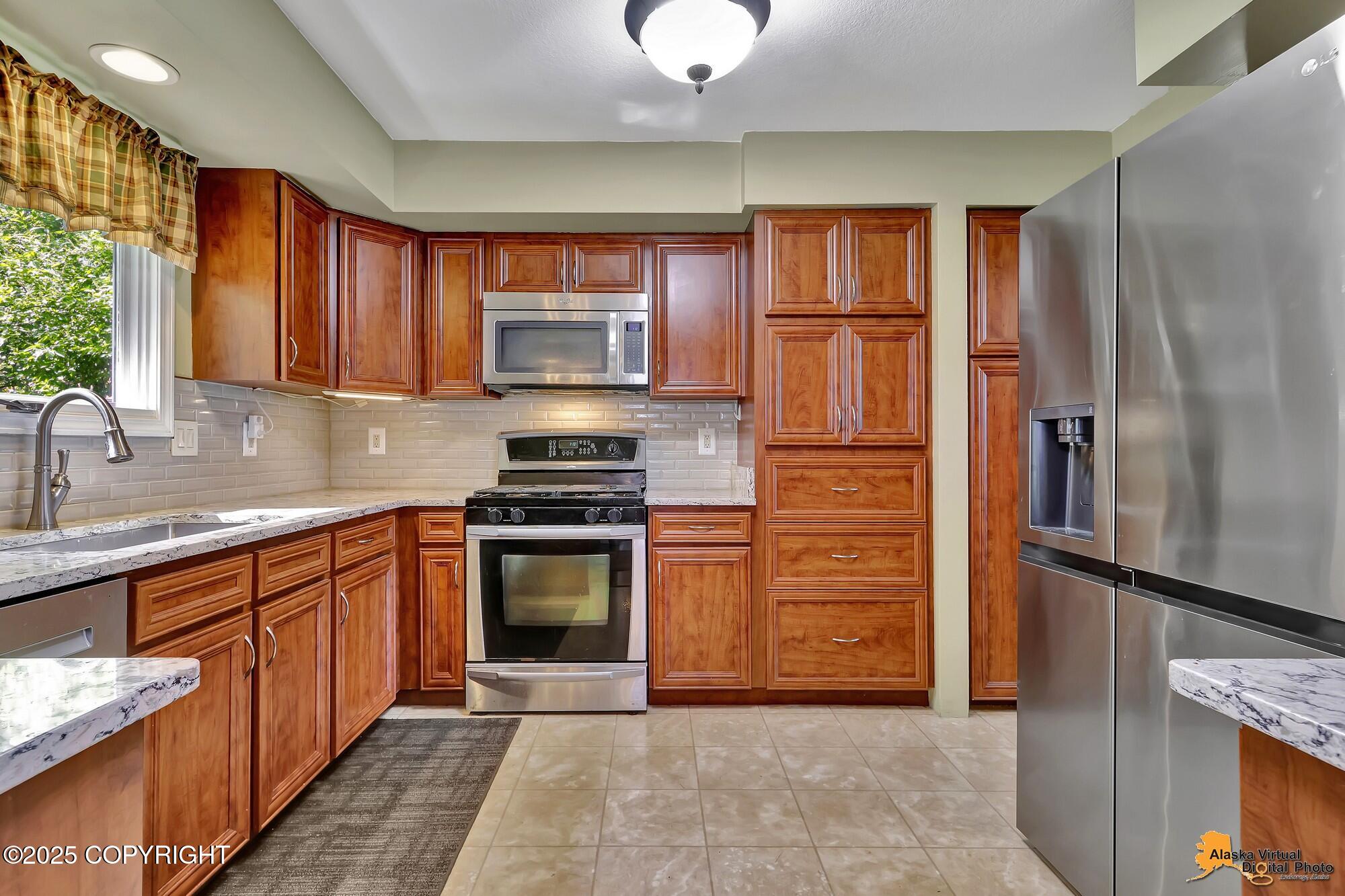 2500 Maylen Circle, Anchorage, Alaska image 14