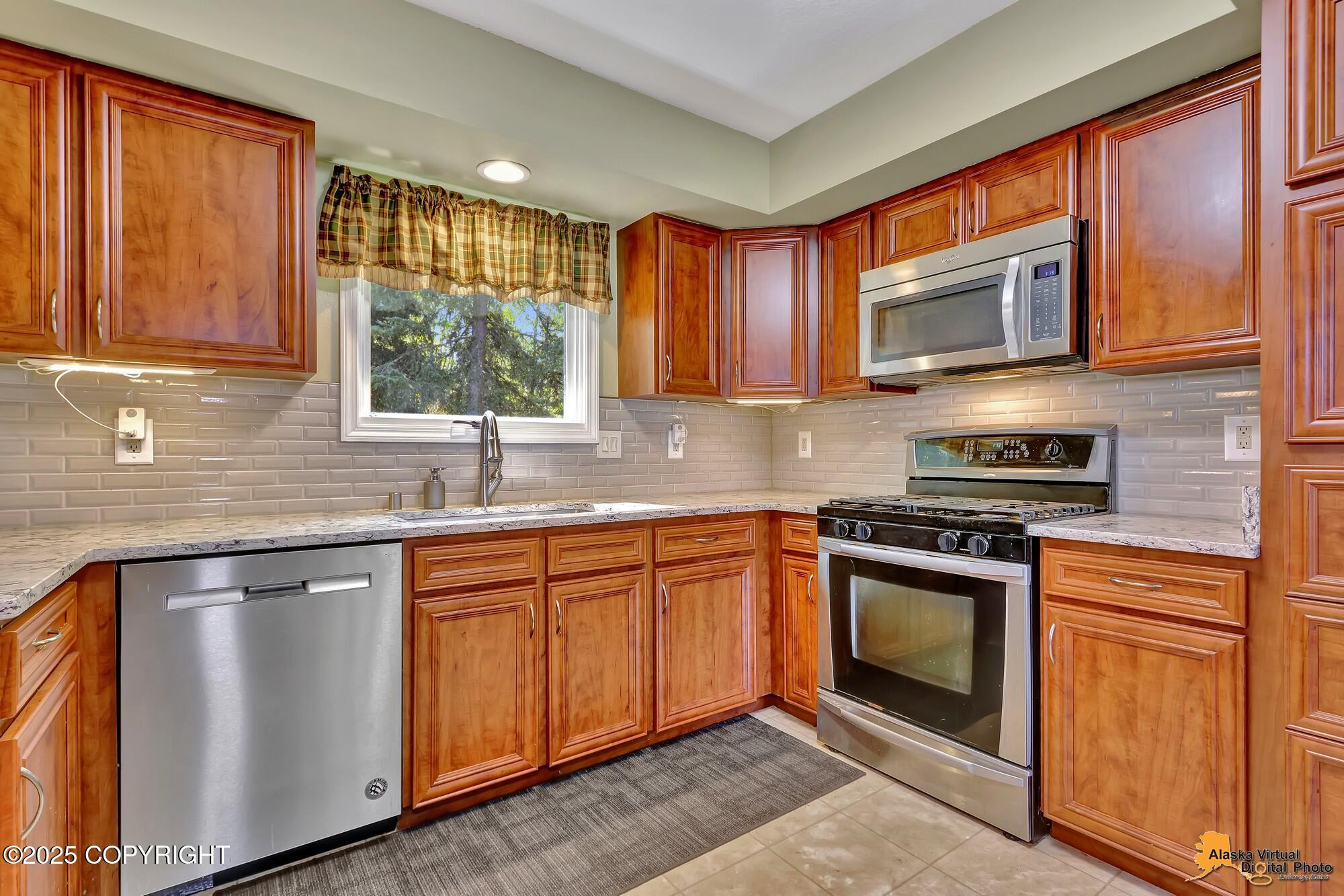 2500 Maylen Circle, Anchorage, Alaska image 15