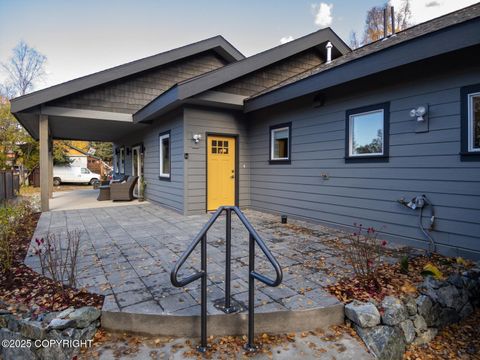 Homes For Sale - 827 W 20th Avenue<br/> Anchorage, AK 99501