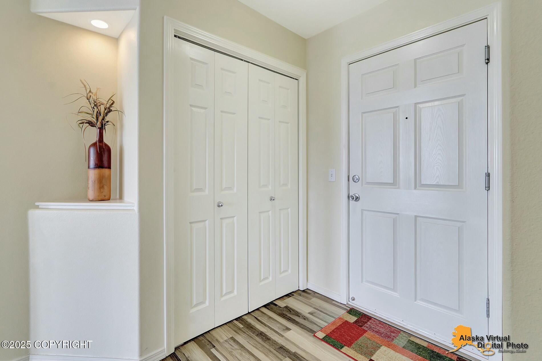 11351 Discovery View Drive #302A, Anchorage, Alaska image 5