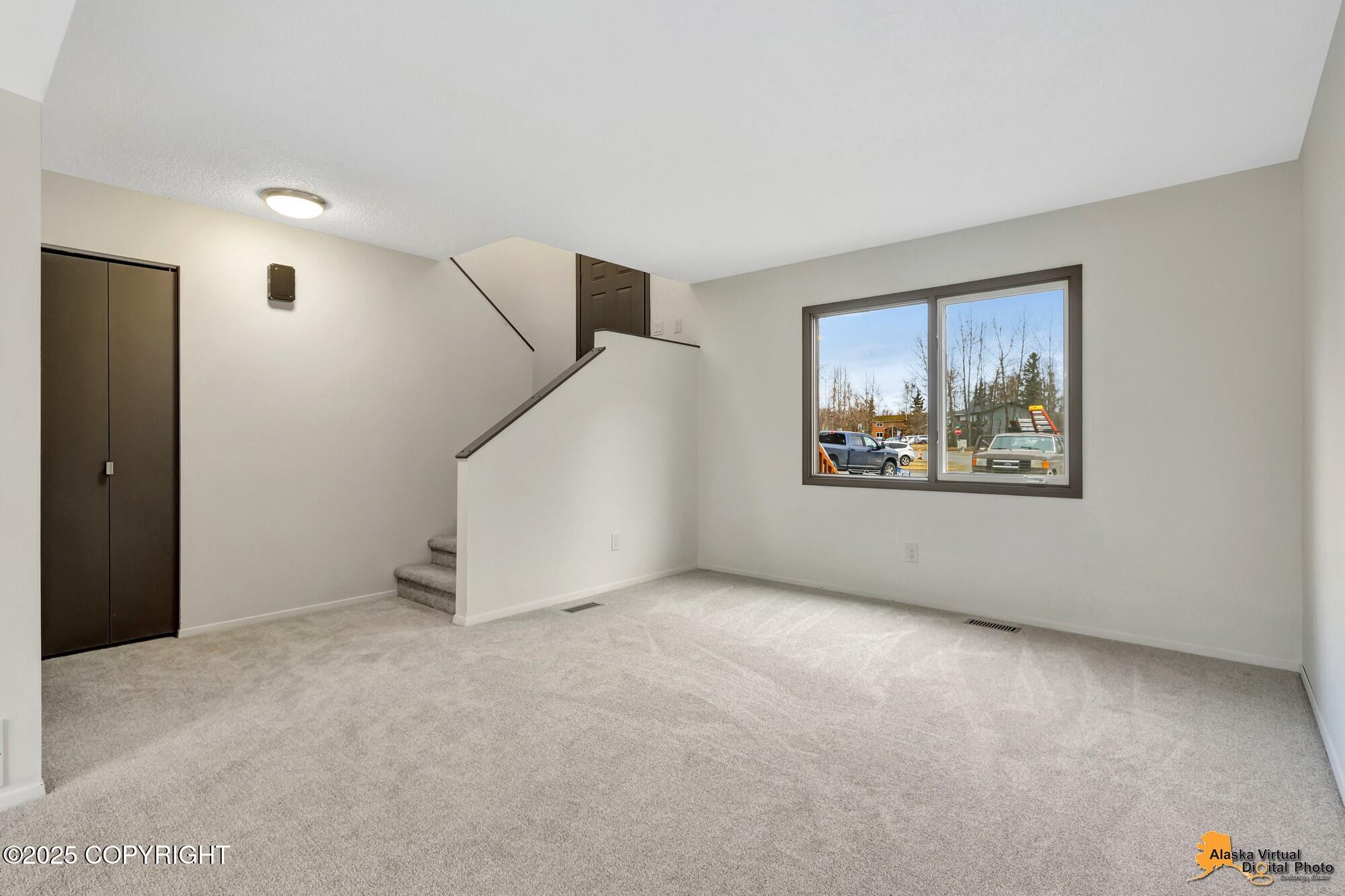 249 Fall Leaf Circle, Anchorage, Alaska image 8