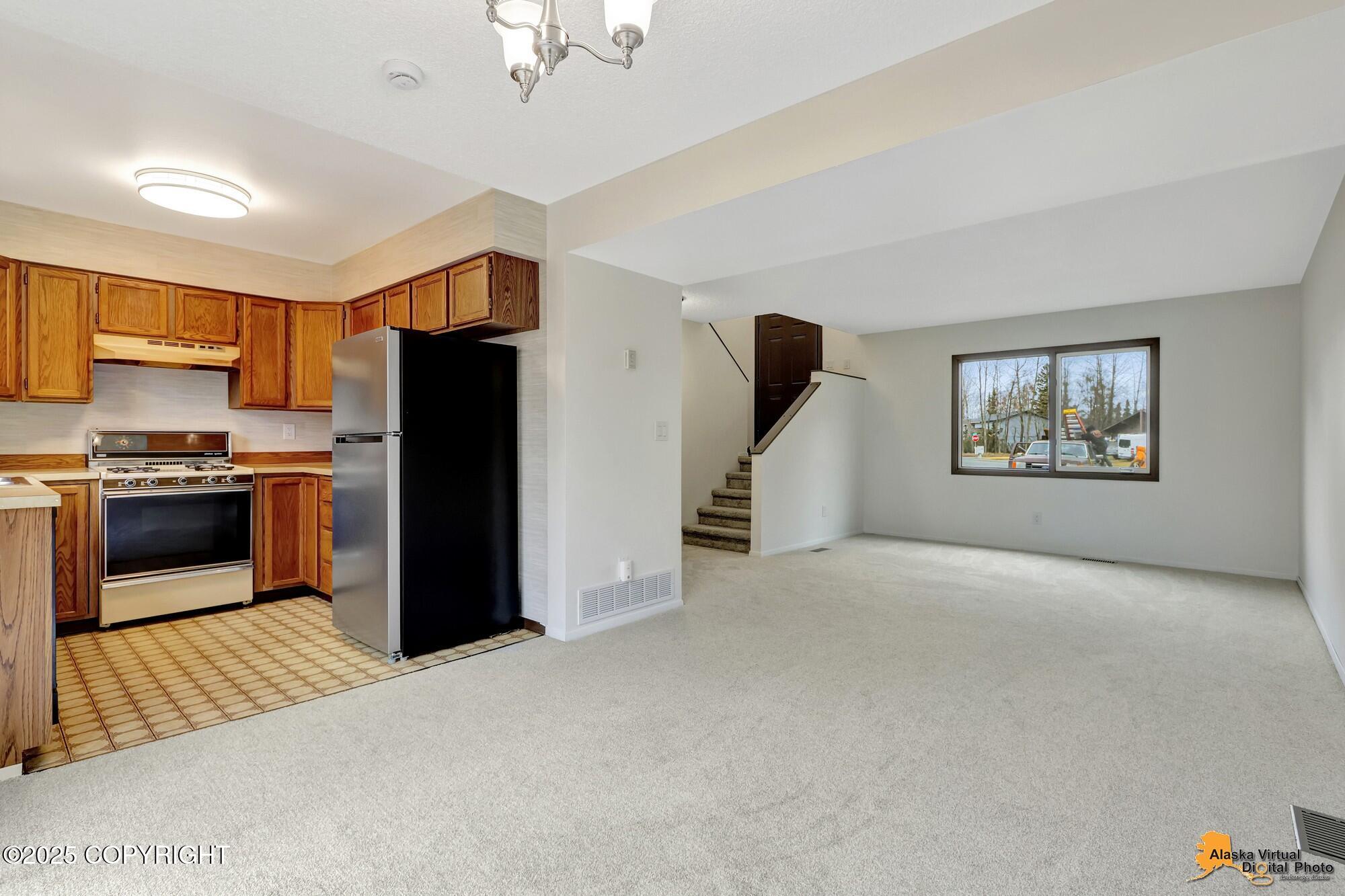 249 Fall Leaf Circle, Anchorage, Alaska image 10