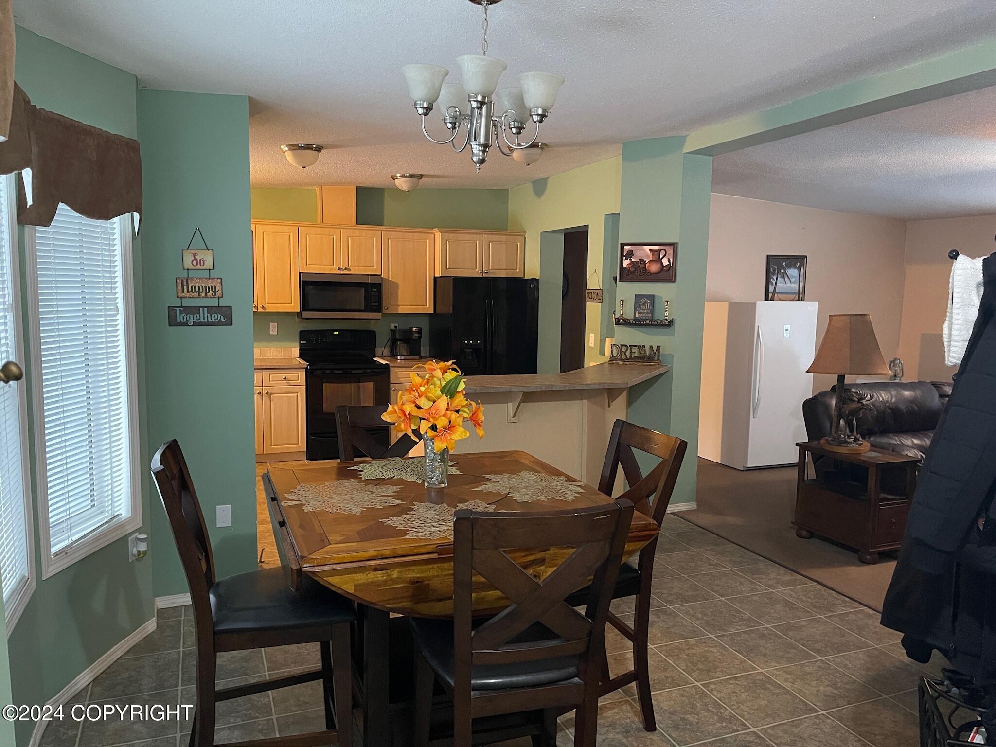 Tok, Alaska 99780, United States, 3 Bedrooms Bedrooms, ,2 BathroomsBathrooms,Residential,Active,36531