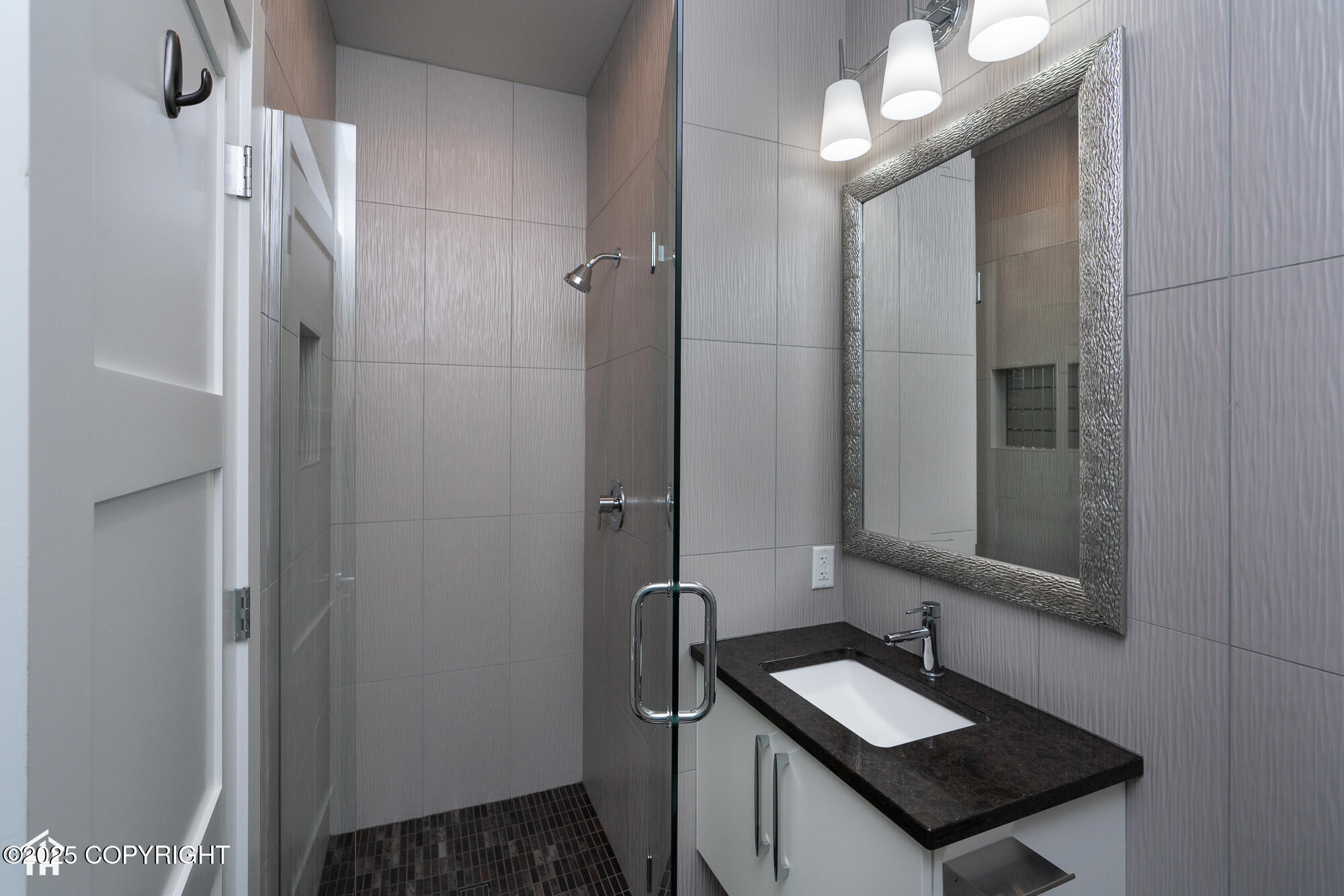 528 Coastal Place #1, Anchorage, Alaska image 17