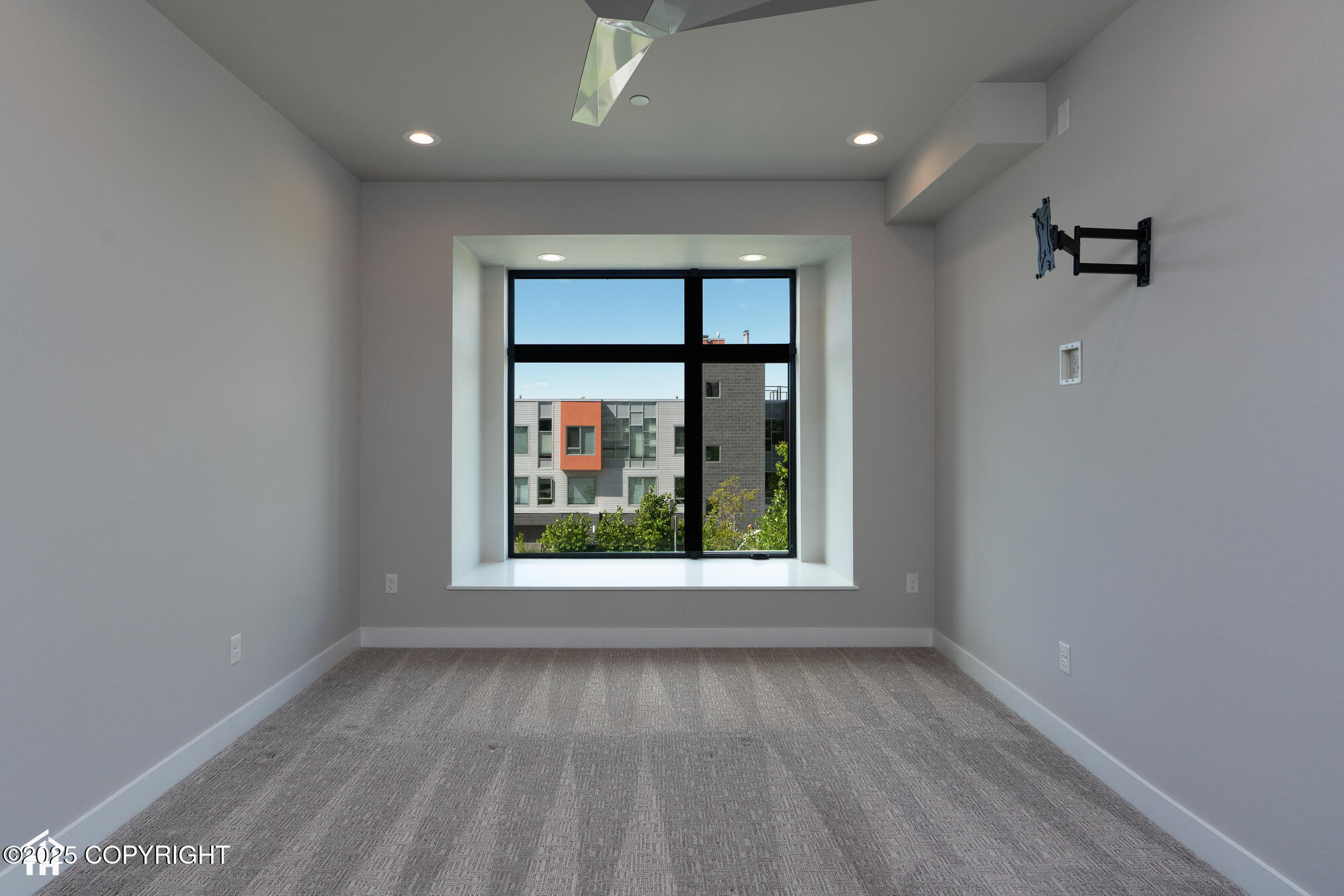 528 Coastal Place #1, Anchorage, Alaska image 27