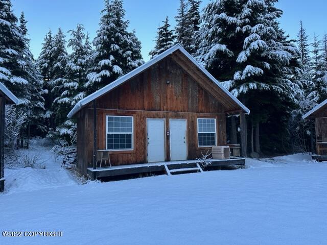Cooper Landing, Alaska 99572, United States, 6 Bedrooms Bedrooms, ,2 BathroomsBathrooms,Residential,Pending,74083