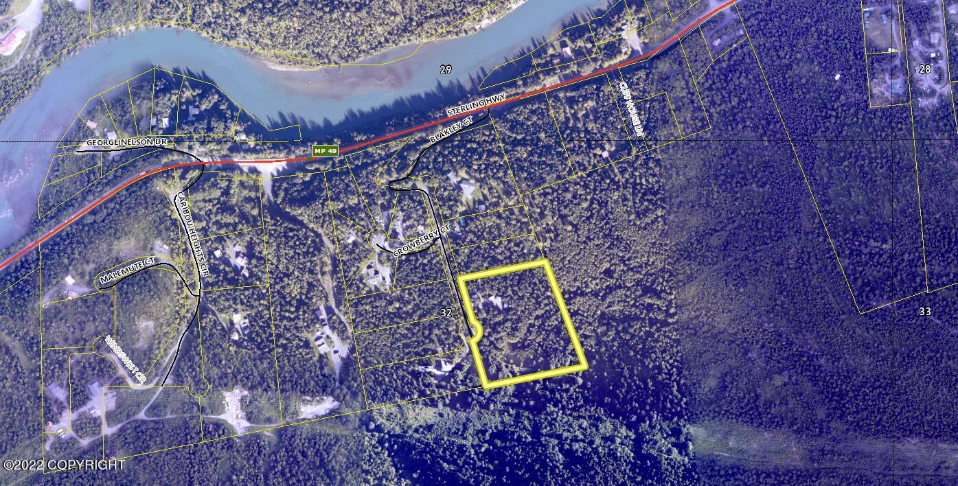 Cooper Landing, Alaska 99572, United States, 6 Bedrooms Bedrooms, ,2 BathroomsBathrooms,Residential,Pending,74083