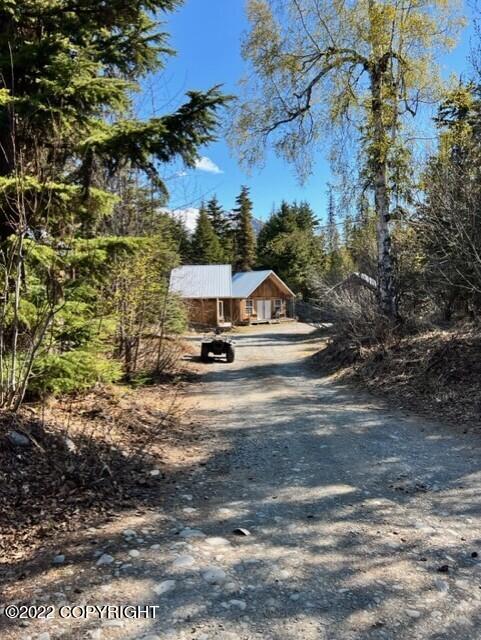 Cooper Landing, Alaska 99572, United States, 6 Bedrooms Bedrooms, ,2 BathroomsBathrooms,Residential,Pending,74083