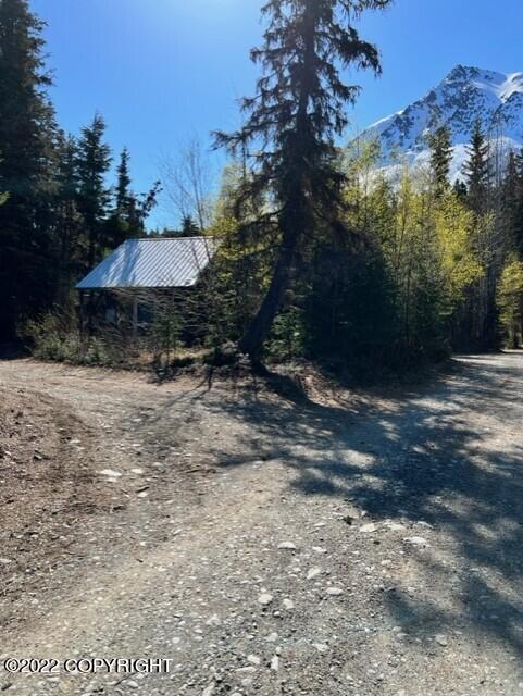 Cooper Landing, Alaska 99572, United States, 6 Bedrooms Bedrooms, ,2 BathroomsBathrooms,Residential,Pending,74083