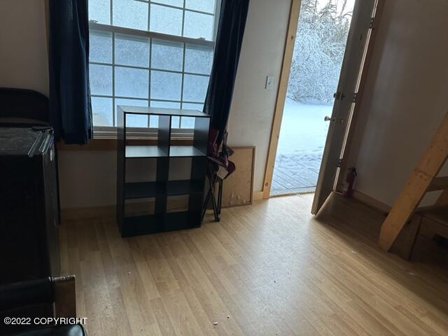 Cooper Landing, Alaska 99572, United States, 6 Bedrooms Bedrooms, ,2 BathroomsBathrooms,Residential,Pending,74083