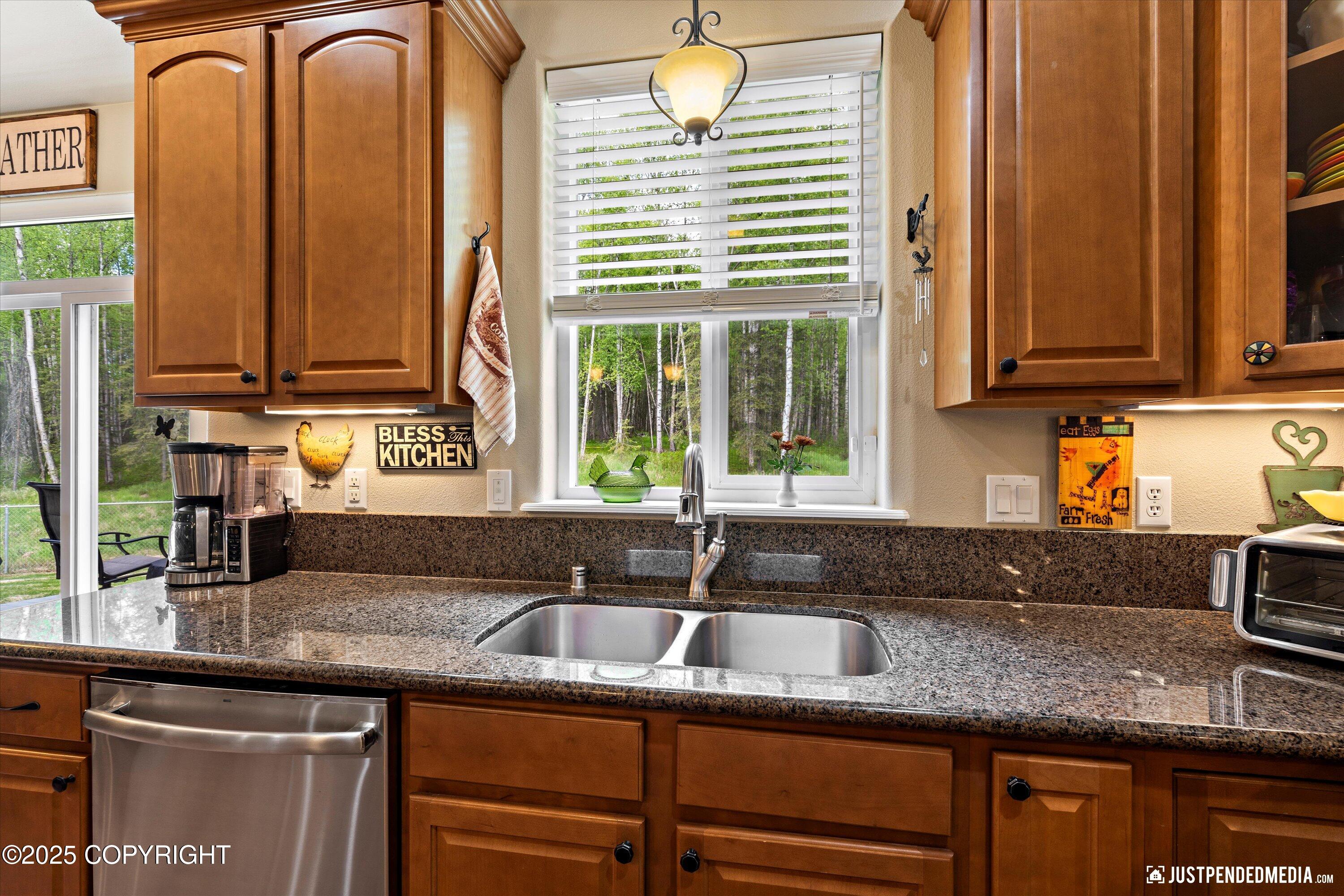 3665 N Fortune Circle, Wasilla, Alaska image 15