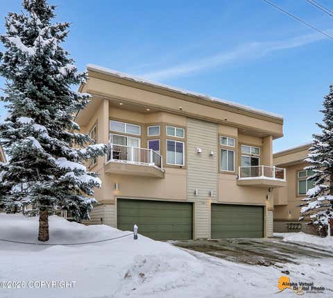 Condo For Sale - 140 W 10th Avenue #4<br/> Anchorage, AK 99501