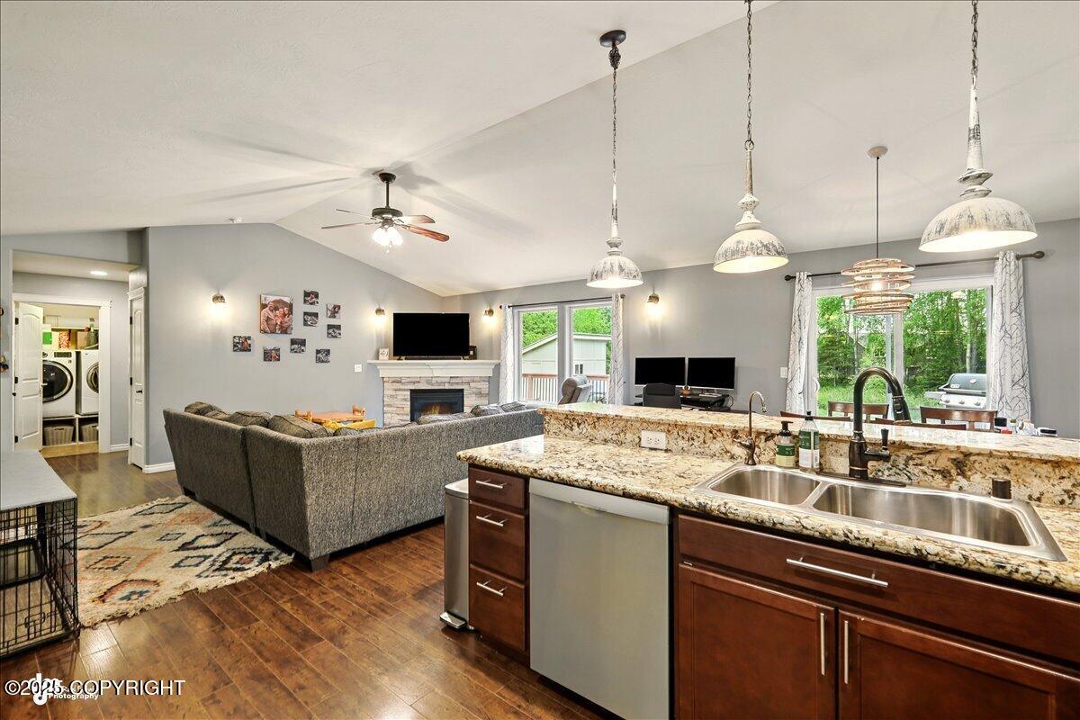 2700 S Hatcher Pass Street, Wasilla, Alaska image 6