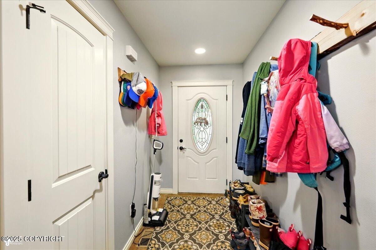 2700 S Hatcher Pass Street, Wasilla, Alaska image 2