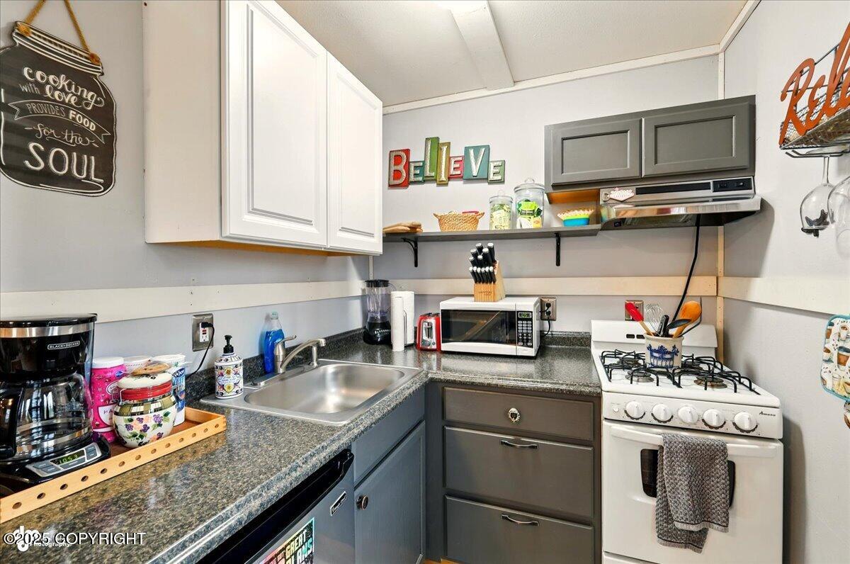 9637 N Buckingham Palace Road, Willow, Alaska image 39
