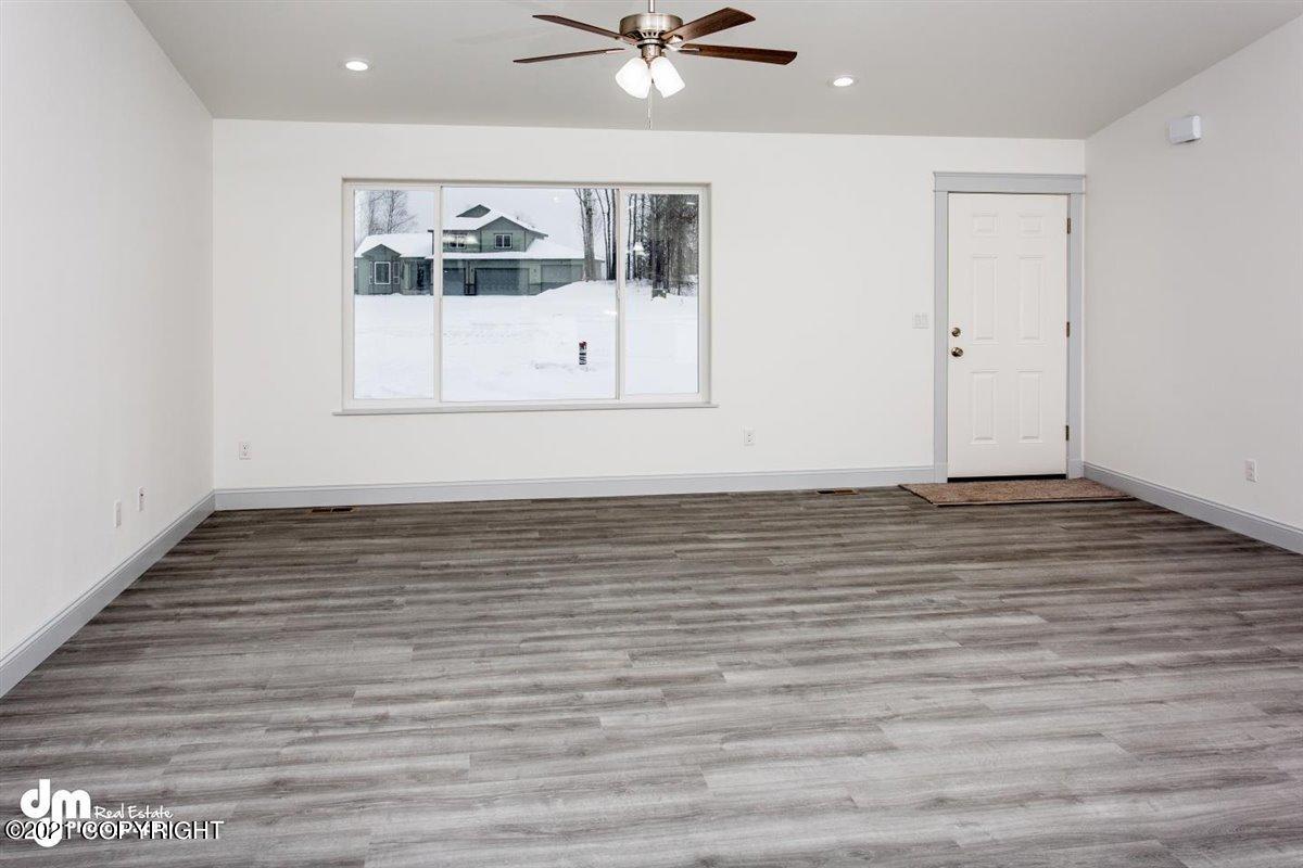 5765 E Pamela Drive, Wasilla, Alaska image 3