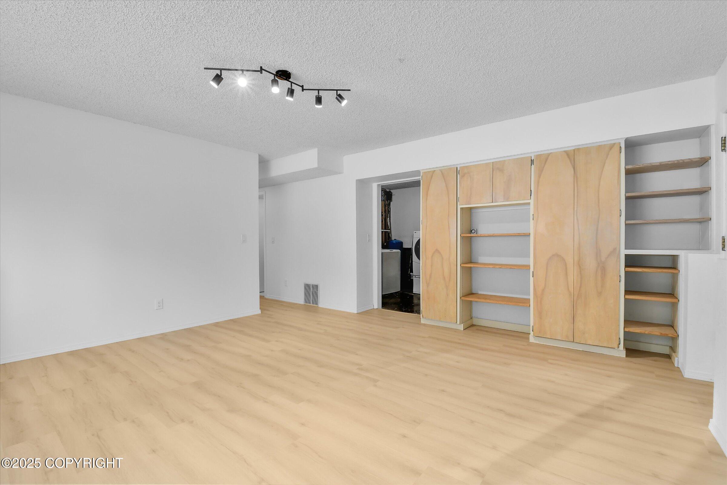 11700 Paddock Lane, Anchorage, Alaska image 20